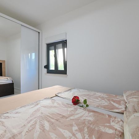 Villa Ami Кустичі Номер фото